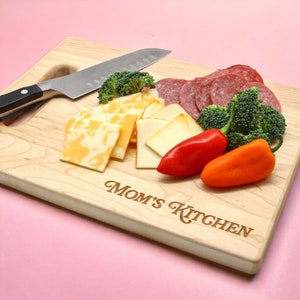 Personalized Mothers Day Cutting Board, Custom Gift for Wife, Gift for her, Personalized Mother&#39;s Day Gift, Gift For Grandma, USA Made