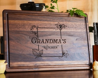 Mother's Day Gift: Personalized Cutting Board