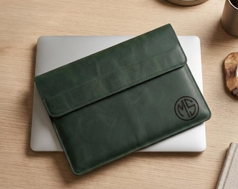 Personalized Leather Laptop Sleeve for MacBook Air & Pro – Genuine Leather MacBook Case – Custom Monogram, Magnetic Closure