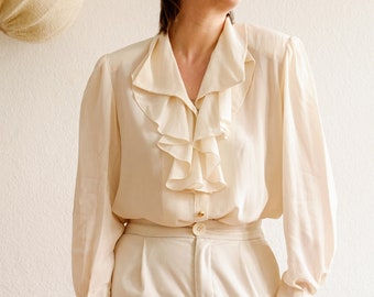 Vintage silk blouse / Feminine blouse / Button-up blouse / 80s shirt / Ruffle collar blouse / Romantic blouse / Cream beige blouse