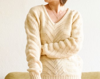 pull en laine vintage / Pull d’hiver / Pull beige / Pull en tricot côtelé / Pull Chunky / Pull col en V des années 80 / Pull chaud au Crochet