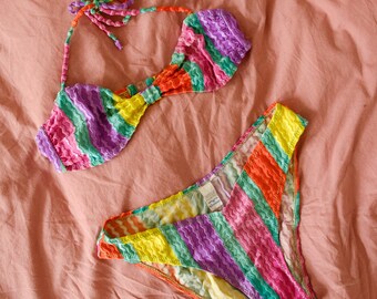 Vintage 80s bikini set / Colorful striped swimsuit / Bandeau top swim set / Funky zig zag swimsuit / Middle waist swimsuit