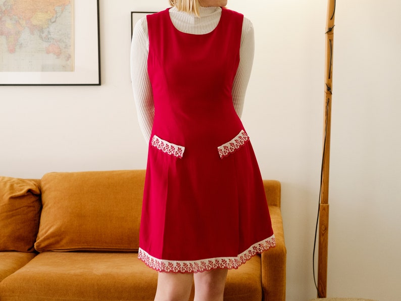 Vintage mini dress / Festive dress / Red dress / A-line dress / Pleated dress / Christmas dress / New year dress / 90s dress / 60s dress / M image 4