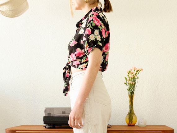Vintage floral print blouse / 80s blouse / Black … - image 5