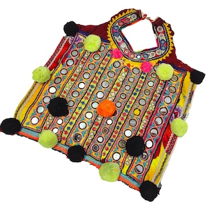 Espejo trabajo Kutchi Banjara parche cuello yugo, parche de la tribu india hecho a mano yugo afgano bordado, vestido Banjara, yugo BohoHippie, parche de aplicación