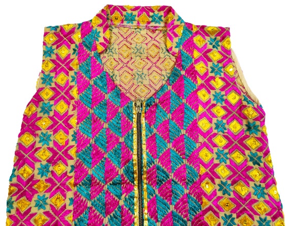 Antique Punjabi Phulkari Banjara jacket made by t… - image 7