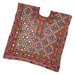Espejo trabajo Kutchi Banjara parche cuello yugo, parche de la tribu india hecho a mano yugo afgano bordado, vestido Banjara, yugo BohoHippie, parche de aplicación
