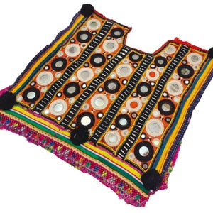 Espejo trabajo Kutchi Banjara parche cuello yugo, parche de la tribu india hecho a mano yugo afgano bordado, vestido Banjara, yugo BohoHippie, parche de aplicación