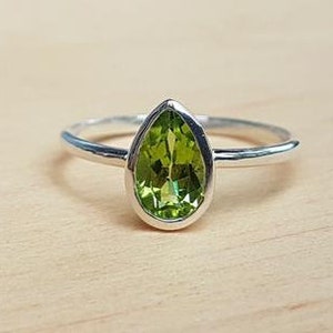 Beautiful Peridot Ring, Natural Peridot 925 Sterling Silver Ring - Peridot Ring - Peridot Pear Cut Ring - Handmade Ring -  Dainty Ring