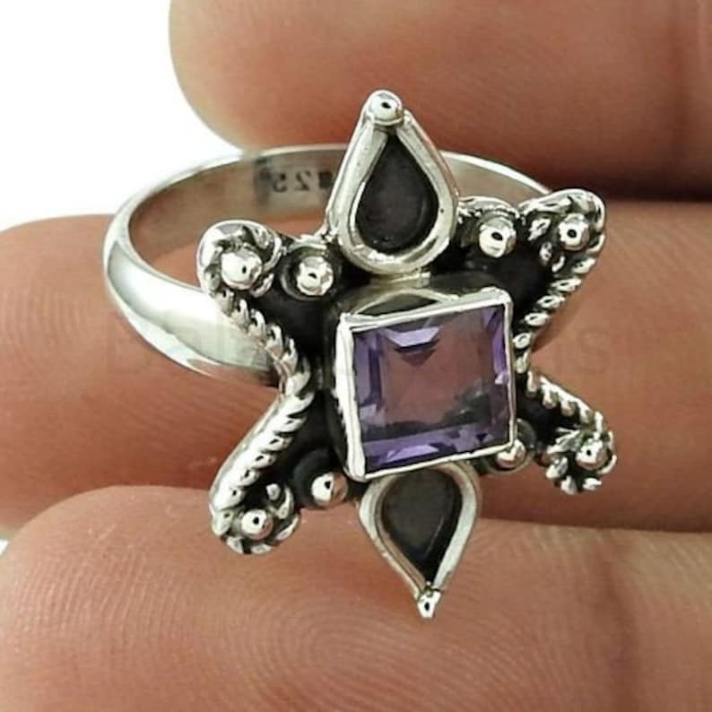 Boho Ring Cushion Gemstone 925 Sterling Silver Purple Amethyst Ring Christmas Gift Simple Band Ring Bezel Set Ring Faceted Gemstone