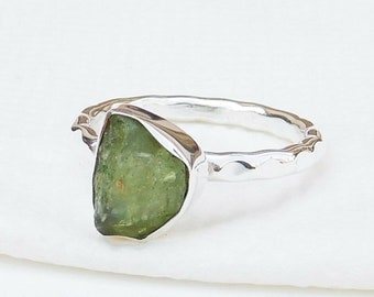 Silver Peridot Ring, Silver Handmade Ring, Gift Ring, Ring for Her, Promise Ring, Wedding Ring, Statement Ring, Gift, Wife Ring, Mom Gift