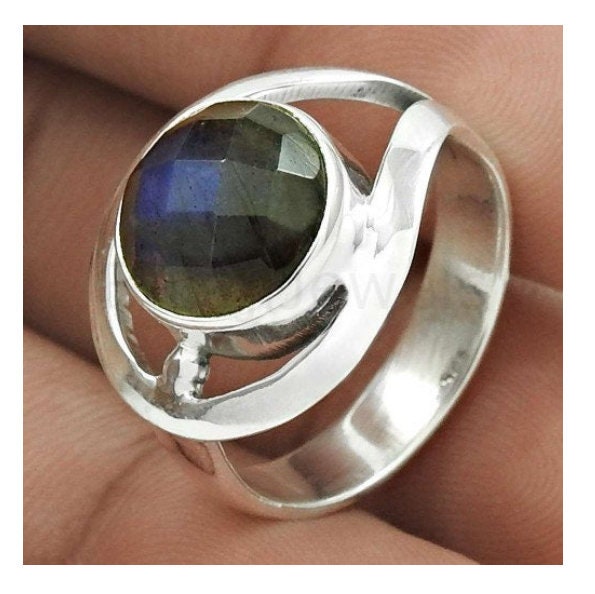 Simple Labradorite Ring, 925 Sterling Silver, Round Gemstone, Simple Band Ring, Faceted Gemstone, Bezel Set Ring, Christmas Gift, Boho Ring