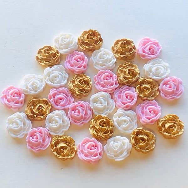 Fondant mini Roses perfect for cakes, cupcakes or cake pop decorations - Nut Free - Vegan