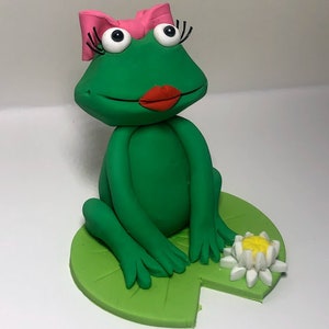 Fondant Frogs Cake toppers Cake decoration Vegan and Nut Free image 2