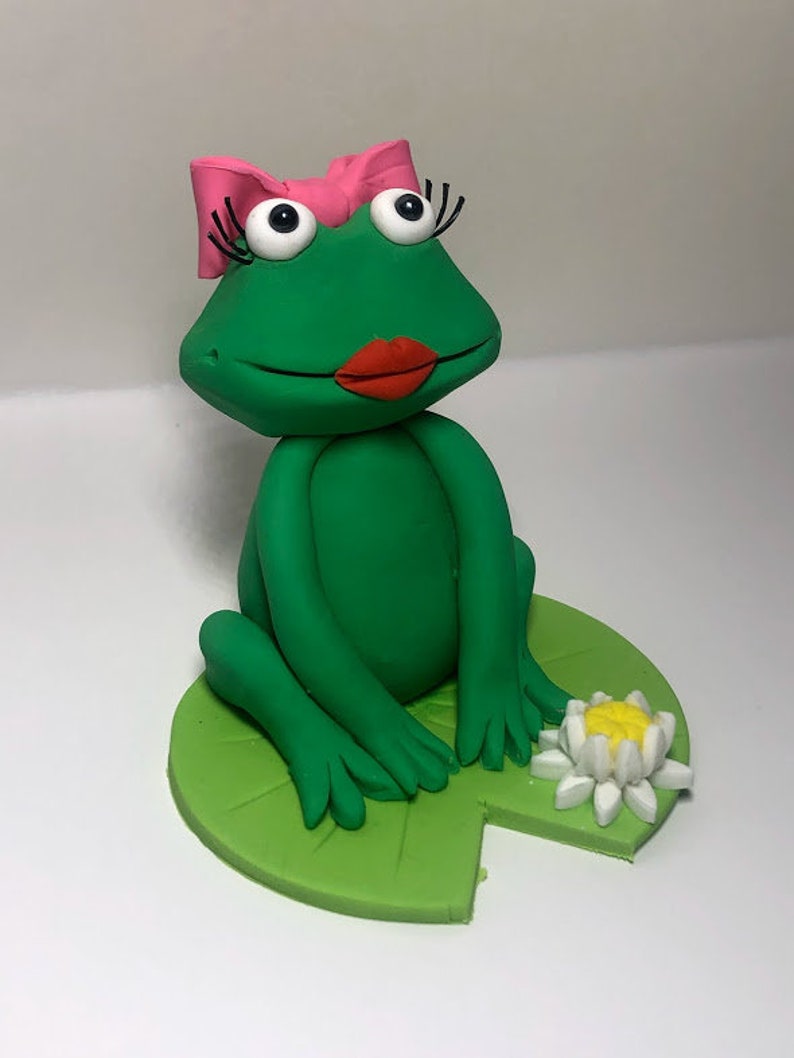 Fondant Frogs Cake toppers Cake decoration Vegan and Nut Free image 2