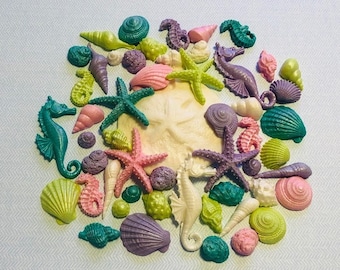 25 or 50 Edible sugar seashells underwater theme beach fondant cake or cupcake decorations