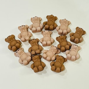 Edible Fondant cute little bears for cake decorating - Vegan
