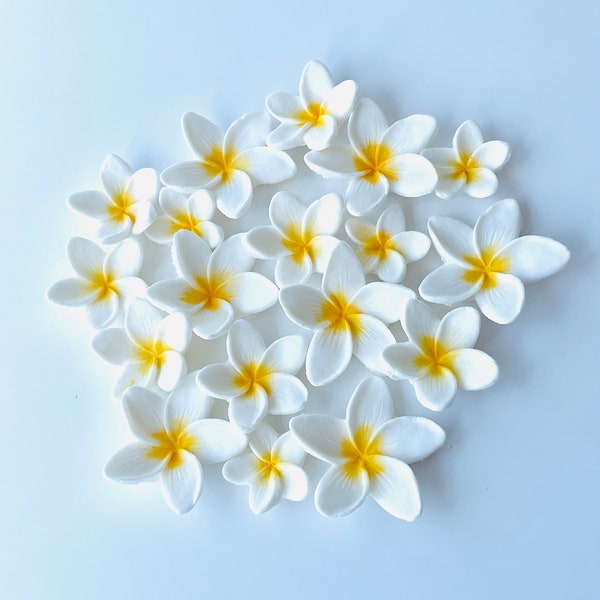 Fondant Plumeria frangipani hawaiian tropical flowers in 3 mixed sizes perfect for cakes or cupcakes