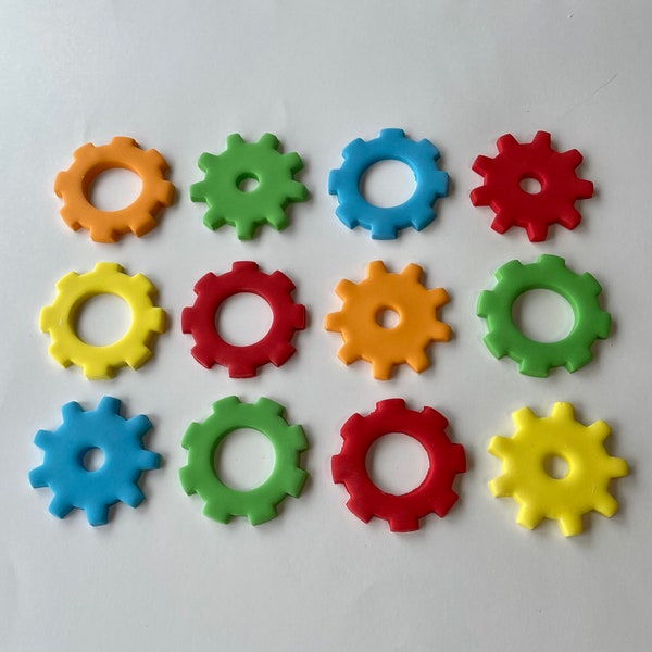 Fondant gears in 2 styles  perfect for cupcake or cake decorations