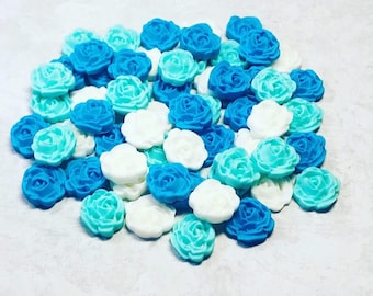 Fondant Edible Mini Roses for cake, cupcake or cake pop decoration - Vegan & Nut Free