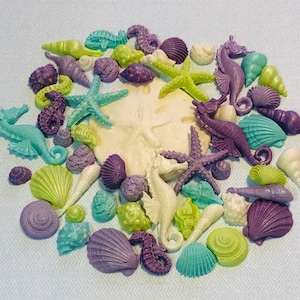 25 or 50 Edible sugar seashells underwater theme beach fondant cake or cupcake decorations