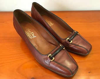 black van dal shoes