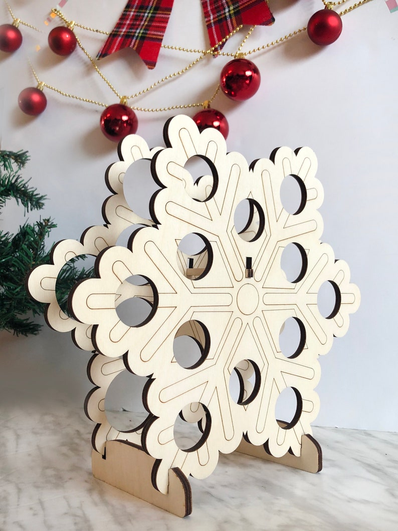 Snowflake Christmas Wine and Spirit Advent Calendar 12 Days Countdown image 3