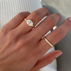 10K/14K/18K Gold Ring, East West Oval Cut 1.80CT Moissanite Solitaire Engagement Ring, Anniversary Gifts, Pretty Gift For Her, Everyday Ring