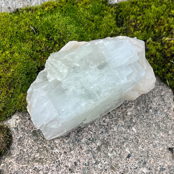 Stunning Green Apophyllite with Stilbite, AA grade apophyllite stone, Apophyllite Stilbite Cluster, Crystal Healing, Crystal Specimen