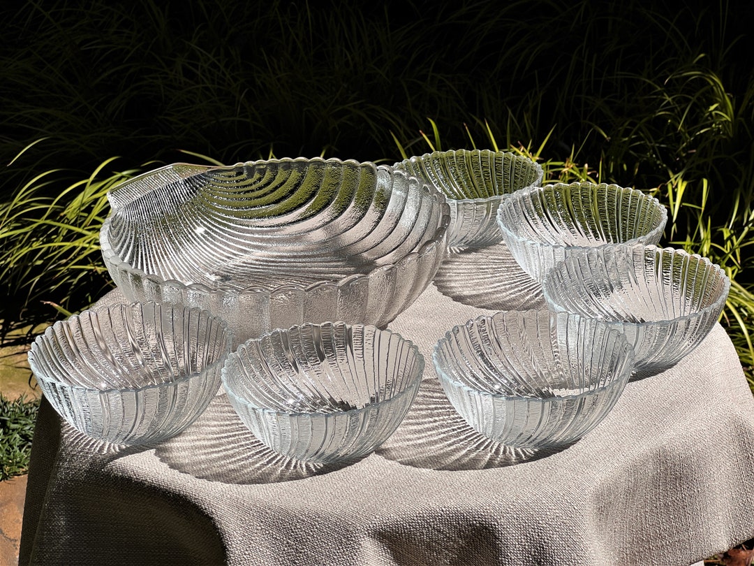Anchor Hocking Shell Serving Bowl & SIX Arcoroc Sea Breeze Bowls, Salad ...