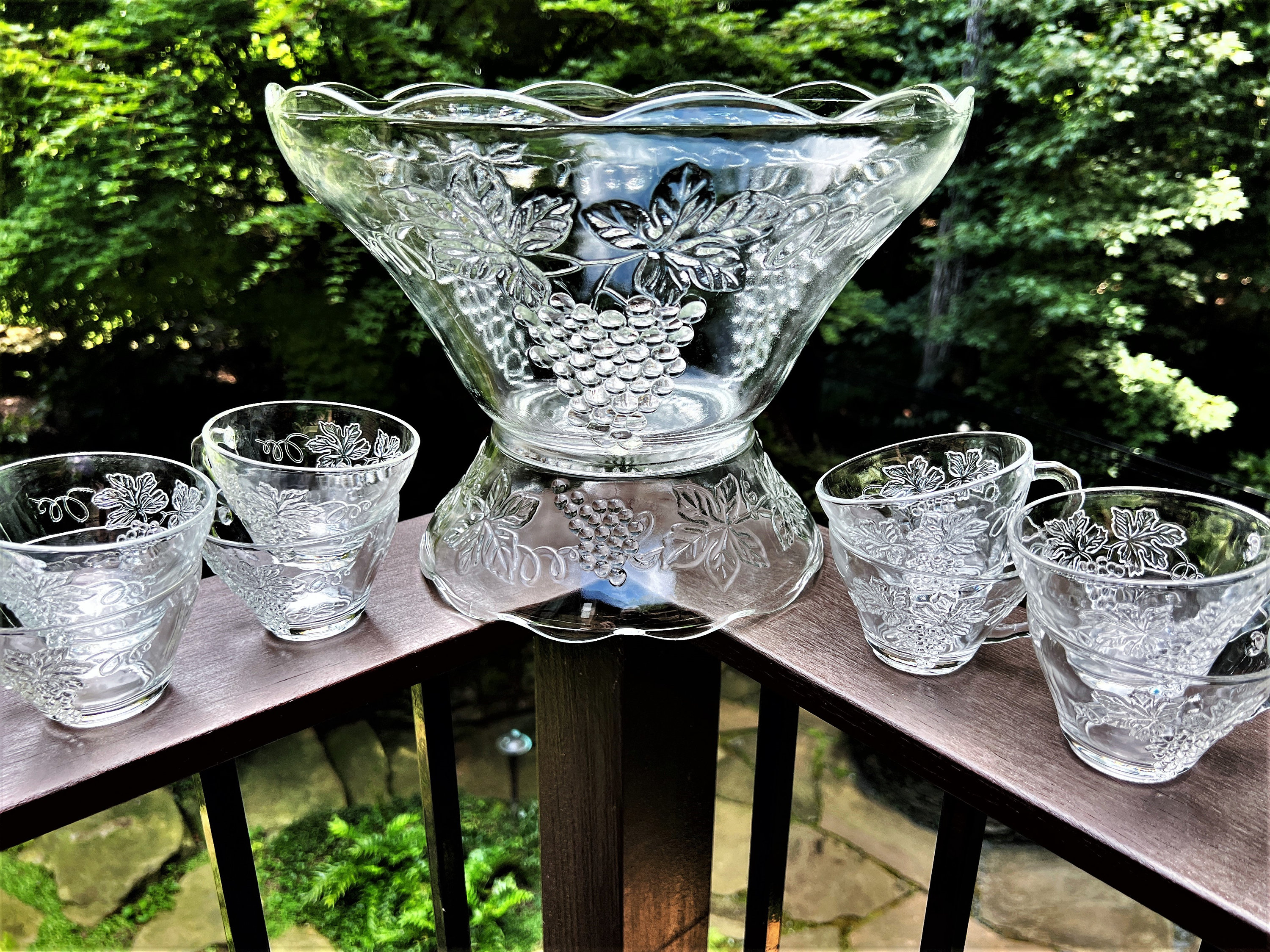 Anchor Hocking Vintage Clear 26-piece Punch Bowl Set, Bowl