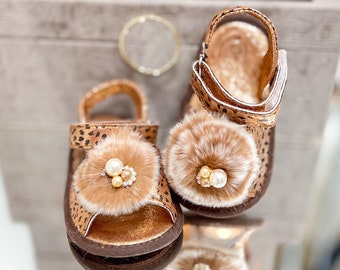 Baby girl gold shimmer leopard sandals, baby girl rose gold sandals, baby girl leopard sandals, leather baby sandals, baby girl soft sandal