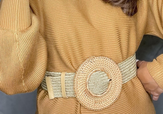 Chanel woman belt  Belts for women, Fashion belts, Women belts
