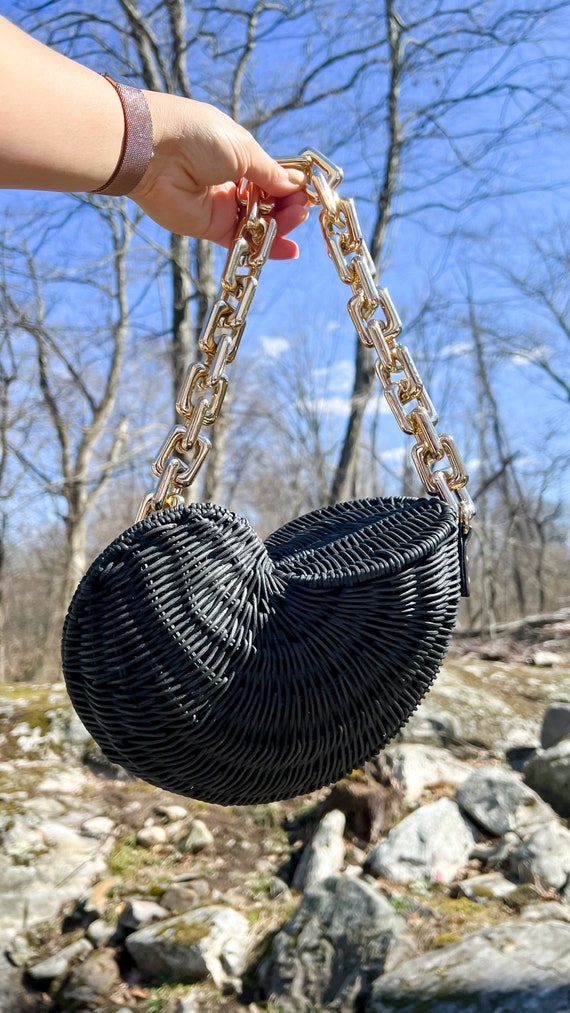 Luxury Conch Rattan Handbags Bohemian Shell Straw Bags for Women Thick Chains Shoulder Bag Wicker