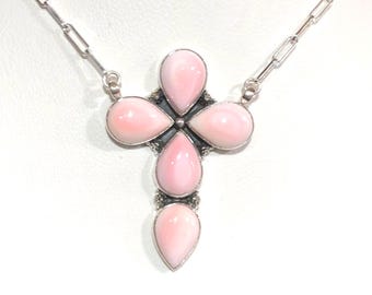 Collar con barra de caracola rosa en forma de cruz - Concha rosa natural y cadena de plata de ley - Colgante de barra cruzada de plata de ley para collar