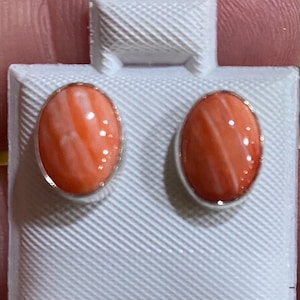 7x9mm Spiny Oyster Oval Stud Earrings - Spiny Oyster Sterling Silver Post Earrings
