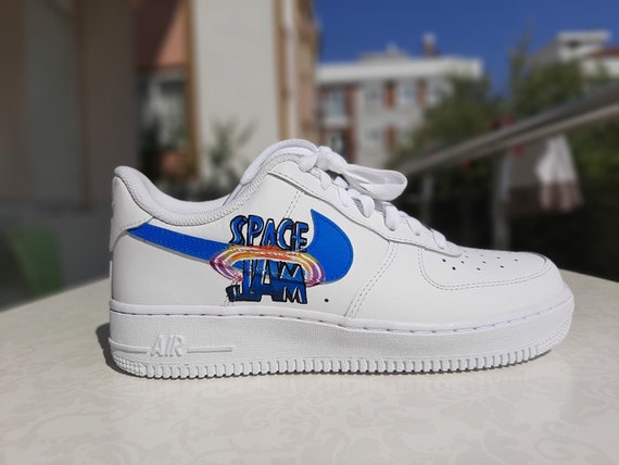 Nike Air Force 1 Michael Jordan Bugs Bunny Space Jam Hand | Etsy Ireland