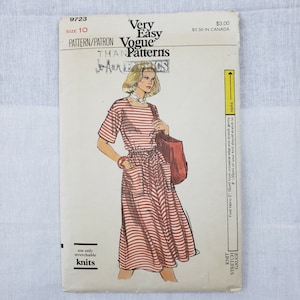 Vintage Vogue Very Easy Misses&#39; Dress #9723 Uncut Stretchable Knits Only Sz 10