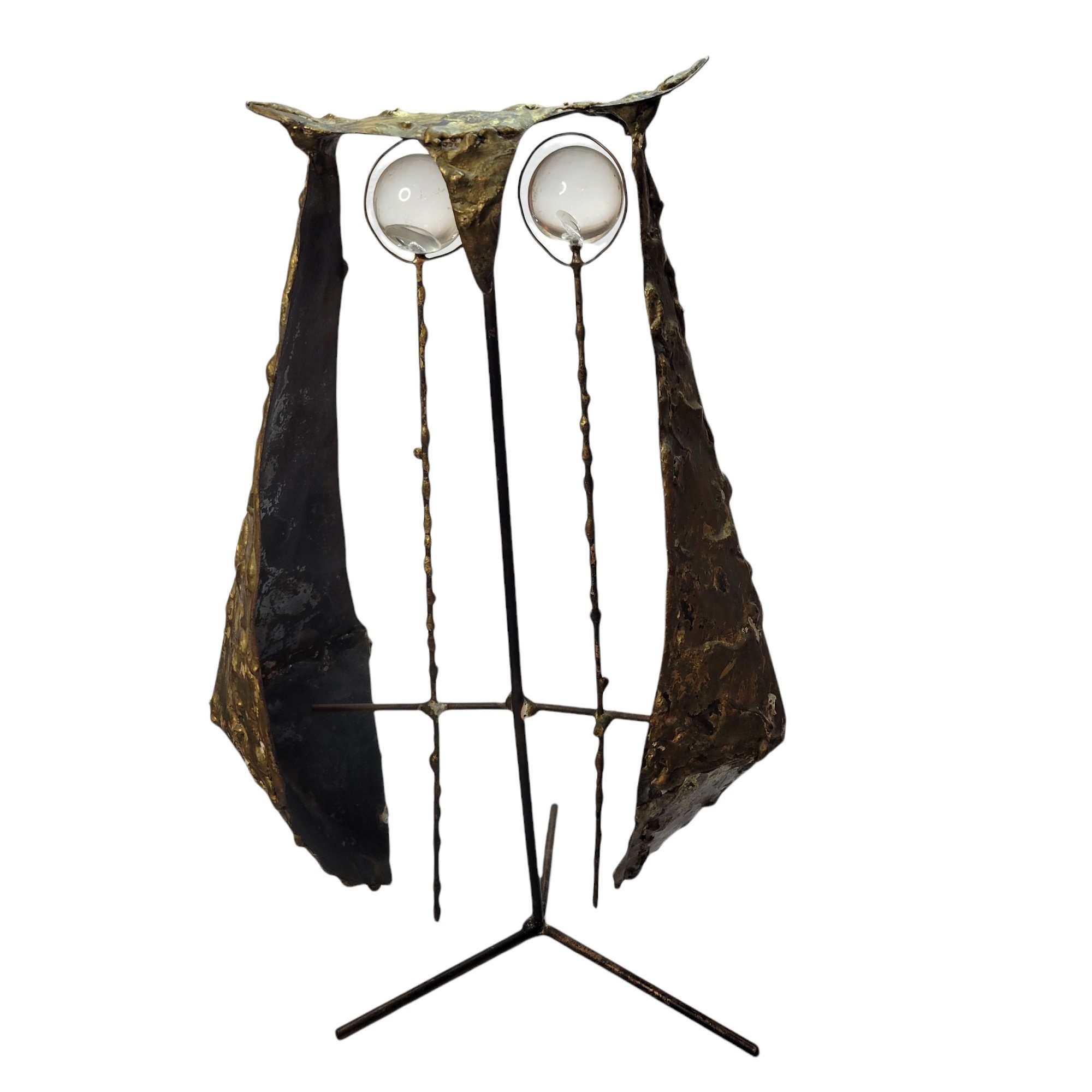 Mid-Century-Modern Abstract Metal Brutalist Figurative Owl Sculpture Clear Resin Eyes Bronze