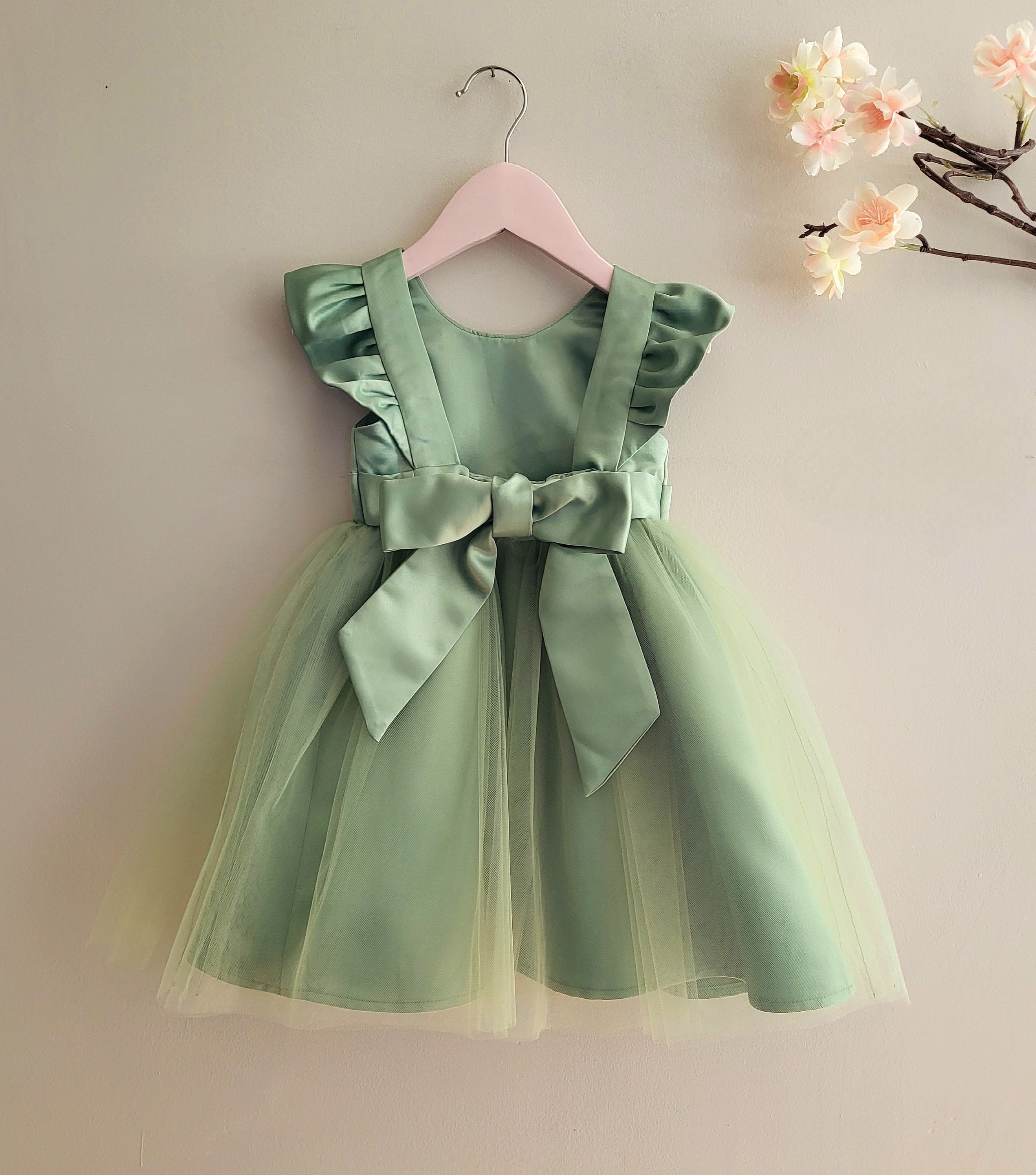 Little Girls Dresses Sage Green - Etsy Little Girls Dresses Sage Green - Etsy
