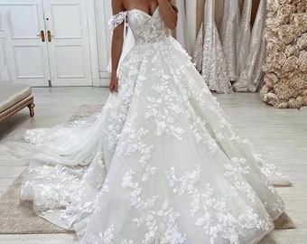 Custom Ballgown Off the Shoulder Wedding Dresses Size-Inclusive Puff Sleeve Appliques 3D Flowers  Tulle Boho Bride Gown