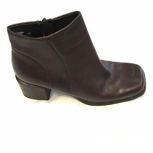 Vintage Bass Co Brown Square Toe Ankle 
