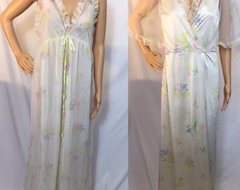 Vintage 60s Floral Nylon Chiffon  Peignoir Set