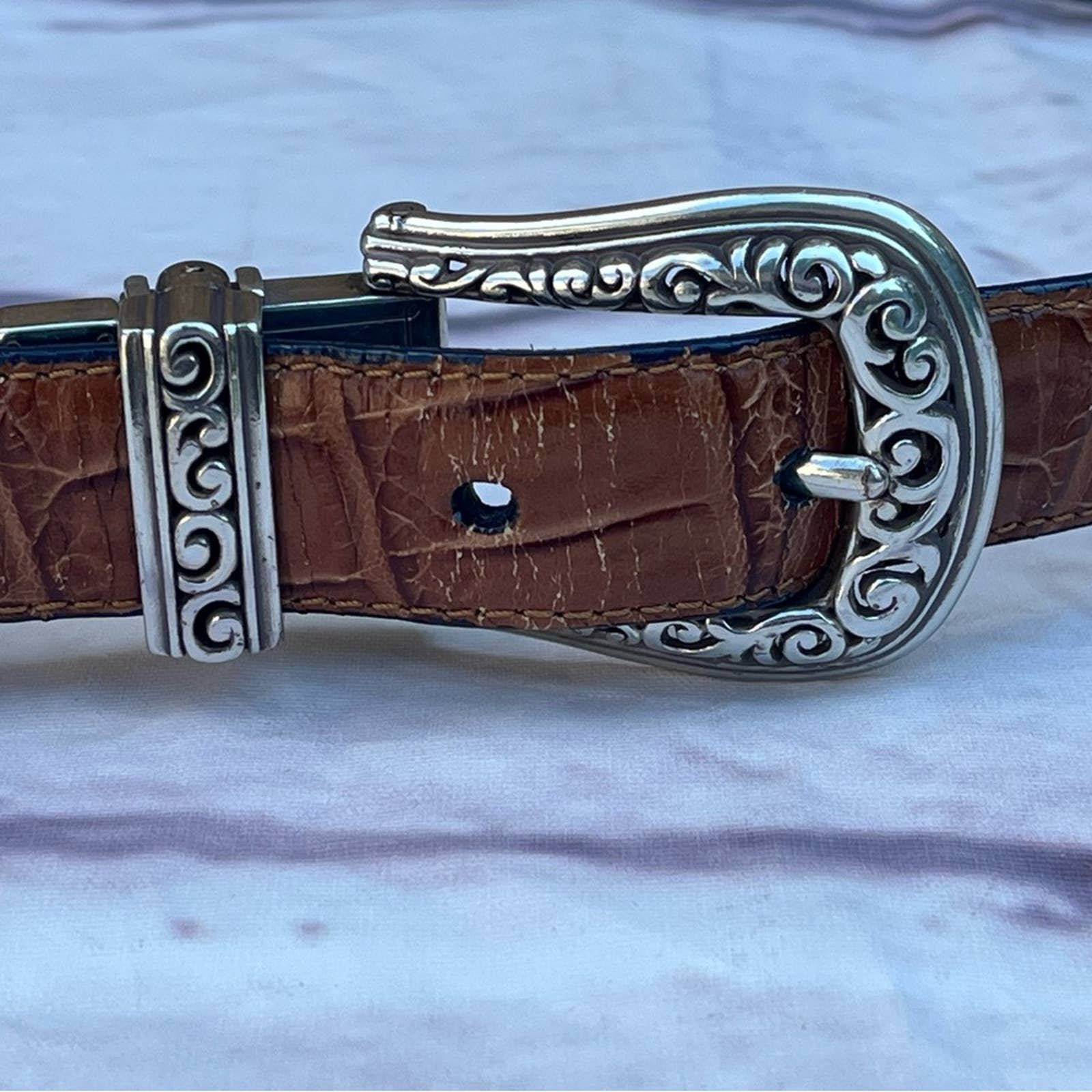 Vintage 90s Reversible Black Brown Leather Ornate Belt - Etsy display picture 2
