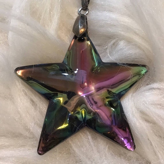 Vintage faux rainbow crystal star necklace - image 3