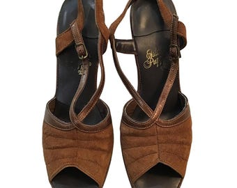 Vintage jaren 1970 bruine suède peep-toe sligback hakken maat 8