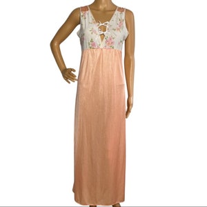Vintage 70s Nylon Floral Ankle length nightgown