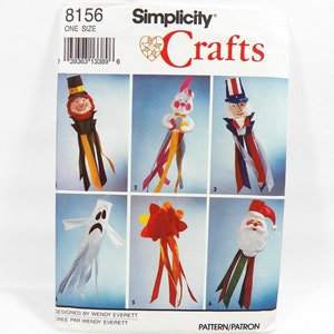 UNCUT Simplicity Crafts 8156 Pattern for Holiday Windsocks designed by Wendy Everett, St Patrick - Santa Claus - Uncle Sam - Ghost -Rabbit
