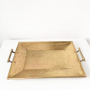 Large Rectangular Hammered Brass Serving Tray with Rope Handles Gold and Copper Tones Throughout – 20.5” Polished Golden Style Brass Tray