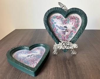 Set of 2 Homco Home Interiors Green Heart Shaped Framed Bird Prints by Barbara Mock – Rustic Primitive Country Wall Decor-  Christmas wreath